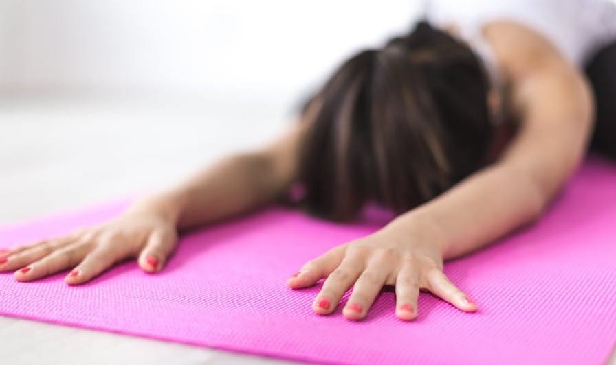 supplements adrenal fatigue - girl doing yoga