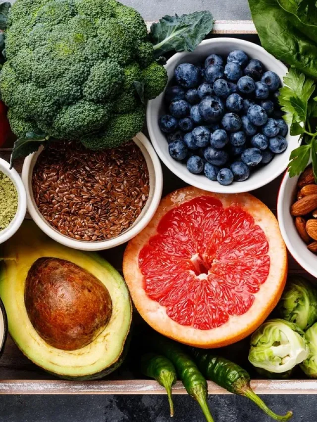 5 Top Superfoods Worth Trying Before It's Too Late